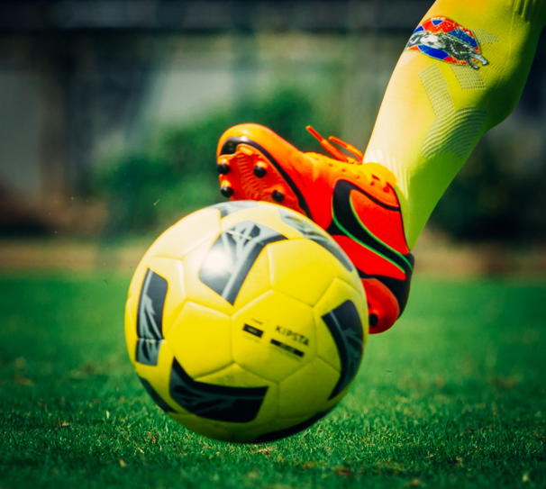 Le Gnouma : L'Essence du Football Ivoirien